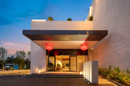 Net Hotel (Yujingling Branch) Отели рядом с достопримечательностью «Shuidong Bay»