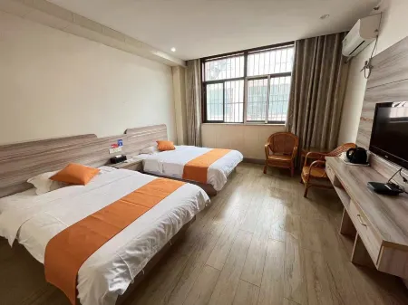 Atour Hotel (Sheyang Sun City Hang Lung Plaza) Отели рядом с достопримечательностью «Qianhehu Park»