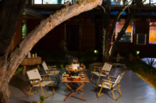 Elodie private resort at Lugu Lake