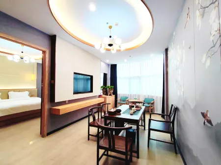 Sanming Holiland Landscape Hotel (Sanyuan District Qilin Mountain) Отели рядом с достопримечательностью «Sanming Medical Science and Technology Vocational College»