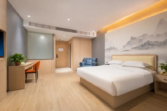 Orange  Hotel