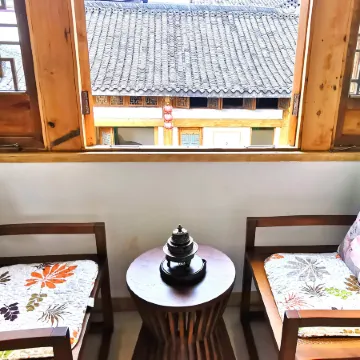 Five-colored Lotus Vegan Inn (Leshan Giant Buddha Tourist Center Ticket Office)