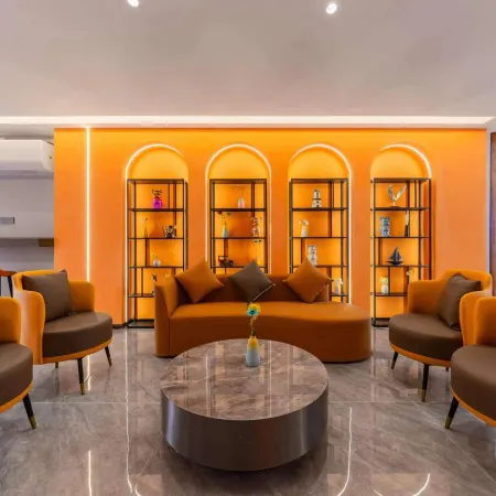 Roman Holiday Inn (Shantou Small Park)