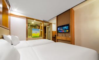 LiangYi Hotel(Shenzhen Buji east station)