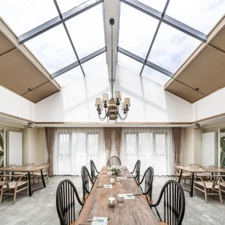 Yashangyinting Hotel [The first choice for overseas tourists]