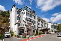 Floral Lux Hotel · Yuelan Mountain Hotel (Huangshan Scenic Area Transfer Center Branch) Отели рядом с достопримечательностью «Пунг-Бридж»