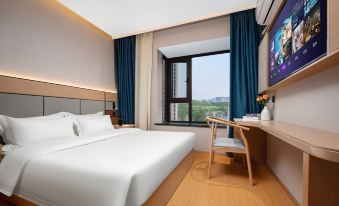 Pingdingshan Heji Hotel (Jianshe Road Donghuan Road)
