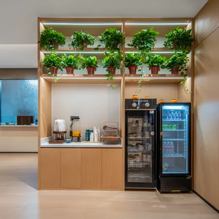 YUE XIANG SHI GUANG HOTEL