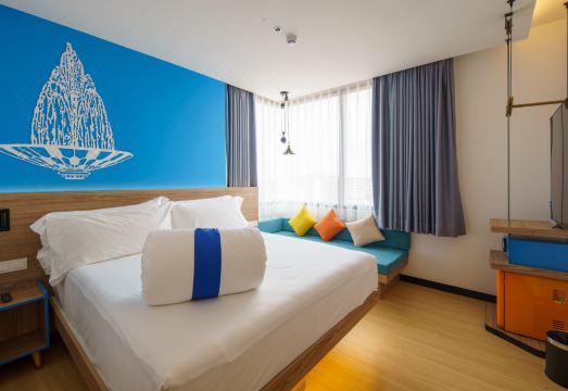 코시 비엔티안 남 푸 외관