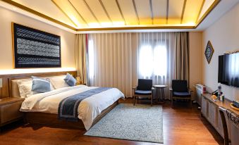 Songpan 56 Rooms Hotel