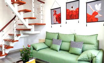 Leju Homestay (Longhu Tianjie Branch)