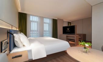 Jinglai Hotel·Selection (Shanghai Songjiang Zuibaichi Subway Station Store)