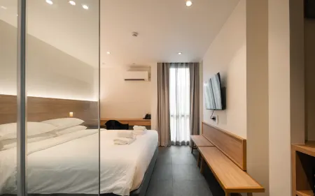 Zen Master Hotel Отели рядом с достопримечательностью «Regent Home 9 Condo»