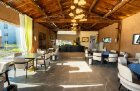 Narat Grassland GeGe Homestay