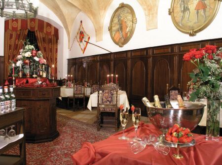 Hotel Ruze Отели в г. Чески-Крумлов