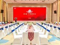 南寧景都國際大飯店（金湖廣場濱湖路地鐵站店） 林里桥附近的飯店