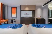 Rezen Dong Hotel (Wuxi Taihu Yuantouzhu Scenic Area Binhu MixC Mall) - 4-Star