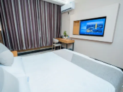 Dongfeng Boutique Hotel (Ningling Bus Station) Hotels in Ningling