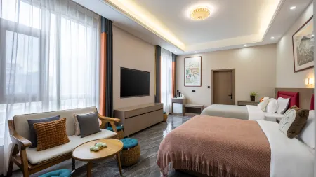 Floral Hotel·Weihai Dianmei Yishe Hotel Отели рядом с достопримечательностью «Grape Beach Bathing Beach»