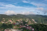 Lushan Tianhai Baitang Hotel(Guling Street Cableway Station Store)