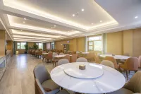 Ruyi Business Hotel (Langfang Oriental University Town) - parkir