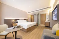 Homeinn Plus Hotel  (Tongliao  Government)