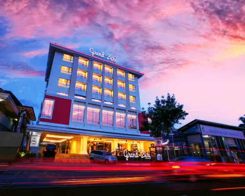 Grand Zuri Malioboro Hotels in Jetis