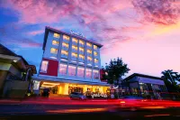 Grand Zuri Malioboro Hoteles cerca de Yogyakarta Monument