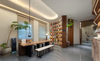 Atour Hotel, Doumen Metro Station, Hualin Road, Fuzhou