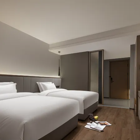 Wolian Huayin Hotel in XinduqiaoKanding