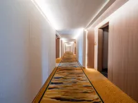 Lido Boutique Hotel (Yancheng Station Baolong Plaza Branch) Hotels in Yancheng