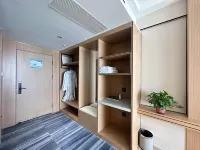 Yuegang Hot Spring Hotel Hotels in Xiji