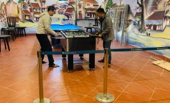 Paragon Noi Bai Hotel & Pool