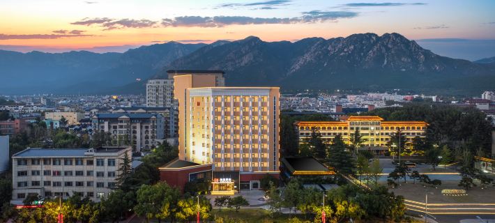 Borrman Hotel (Songshan Scenic Area Shaolin Avenue) Hotels in Dengfeng