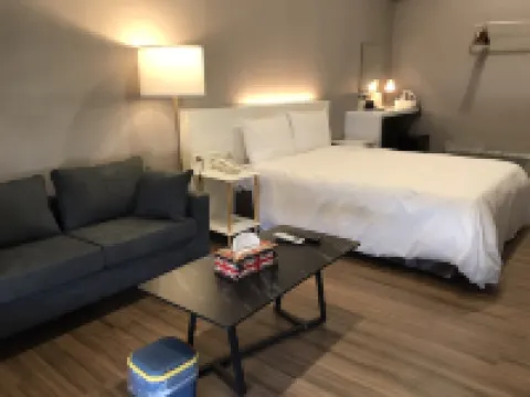 ArtinnKunming Hotel berhampiran Nanmen Cho 323