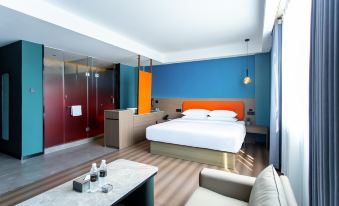 Anlan Qingyun Hotel (Guigang High-Speed Railway Station)