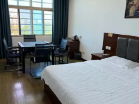 天一ホテル 汨羅のホテル