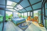 Xingyueguang Homestay