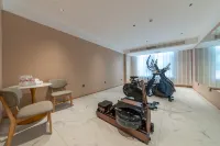 Longcheng Hotel