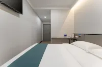 Siheyuan Bed and Breakfast