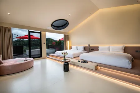 Sugiyama · Preface Wild Luxury Homestay