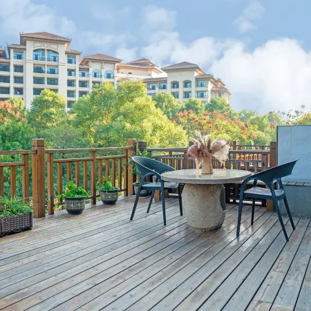 Puyu Private Hot Spring Villa (Wentang)