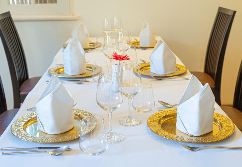 5. 팰리스 게이트 ..