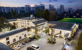 Chunzhiyue Hotel(Kaifeng Wansui Mountain Da Song Wuxia City Branch)