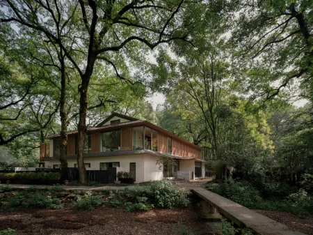 Moshang Jiuxi Homestay(Hangzhou West Lake Branch) Отели рядом с достопримечательностью «Zhijiang College of Zhejiang University of Technology»