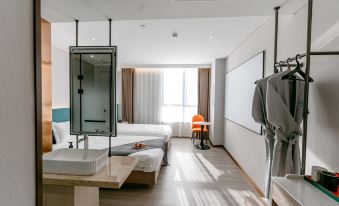 Jiuyue Zhenxuan Hotel (Fuyang Yingquan District Seventh Middle School)