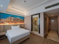 Vienna Hotel ( Ganzhou High-speed Railway West Station Jinling Road Store)