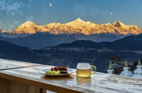 VALATOMS梵拉圖飯店（海螺溝磨西古鎮店）