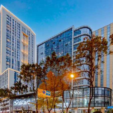 Chengdu Man·You Service Apartment (Chunxi Road Tianfu Square)