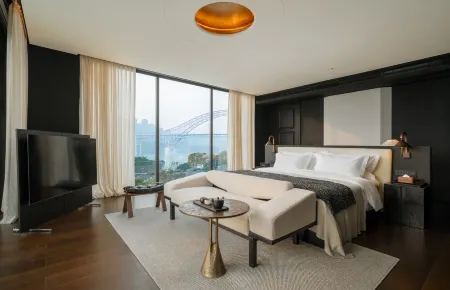 Wuyu Mountain Resort Hotel (Chongqing Nanbin Road Changjiahui Branch) Отели рядом с достопримечательностью «Tieshan Square»